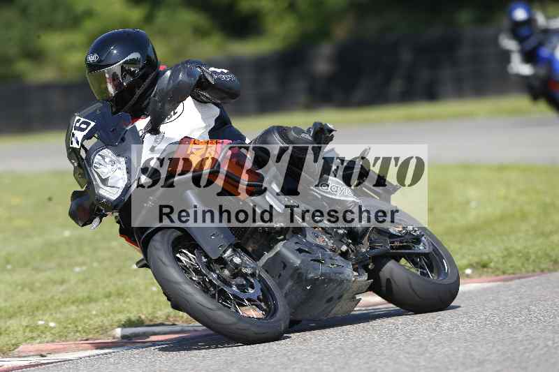 /44 09.08.2025 Plüss Moto Sport ADR/Freies Fahren/76